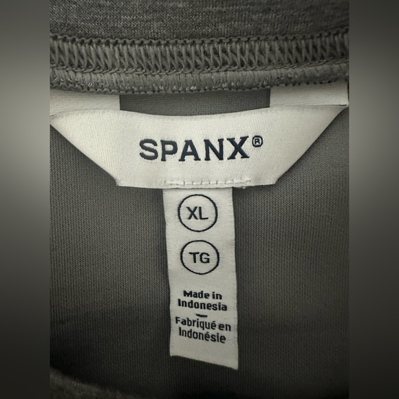 Spanx Gray Crewneck Sweatshirt size XL - Picture 7 of 9